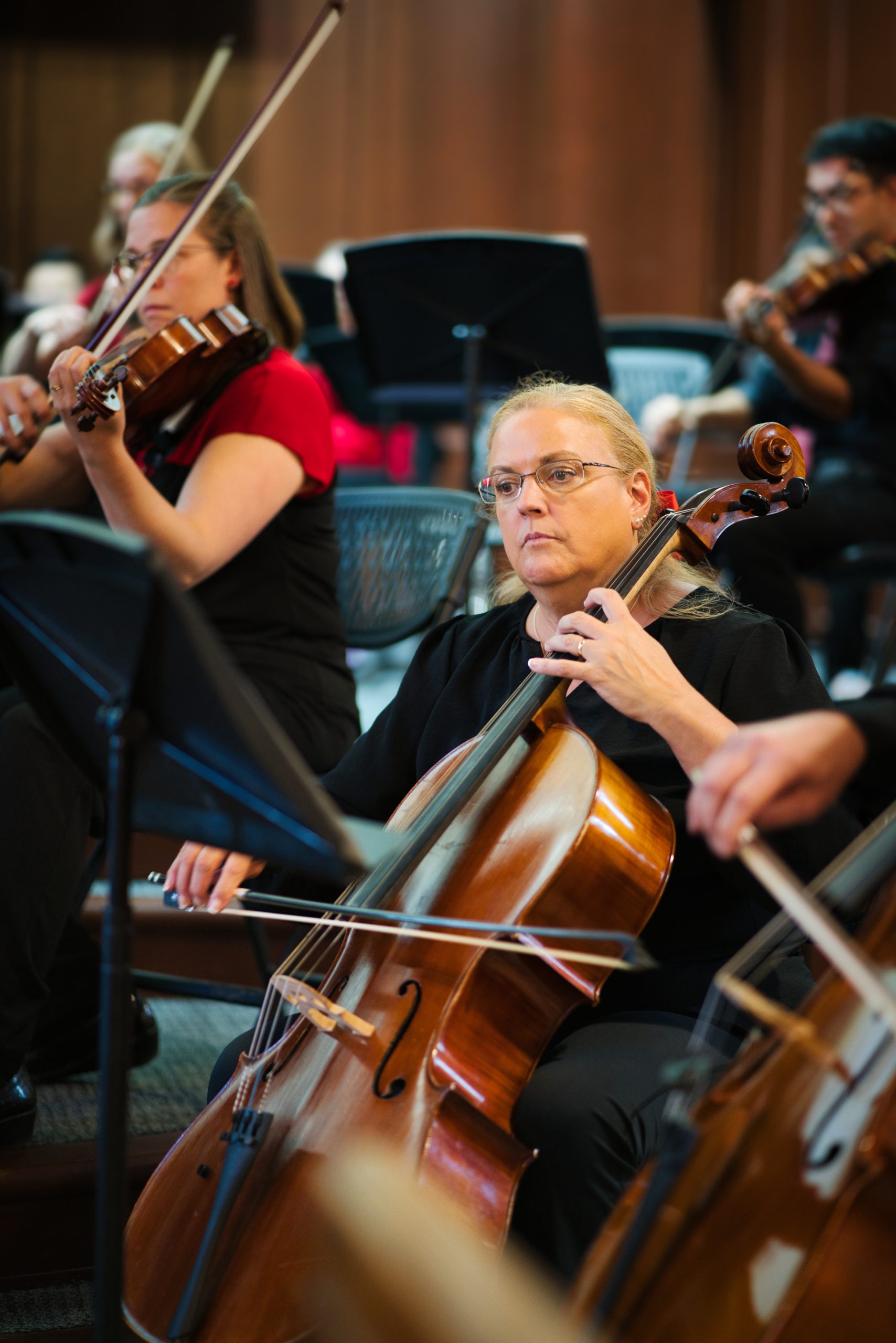 Amanda Hessel and Linda Tennies performing with Springs Camerata