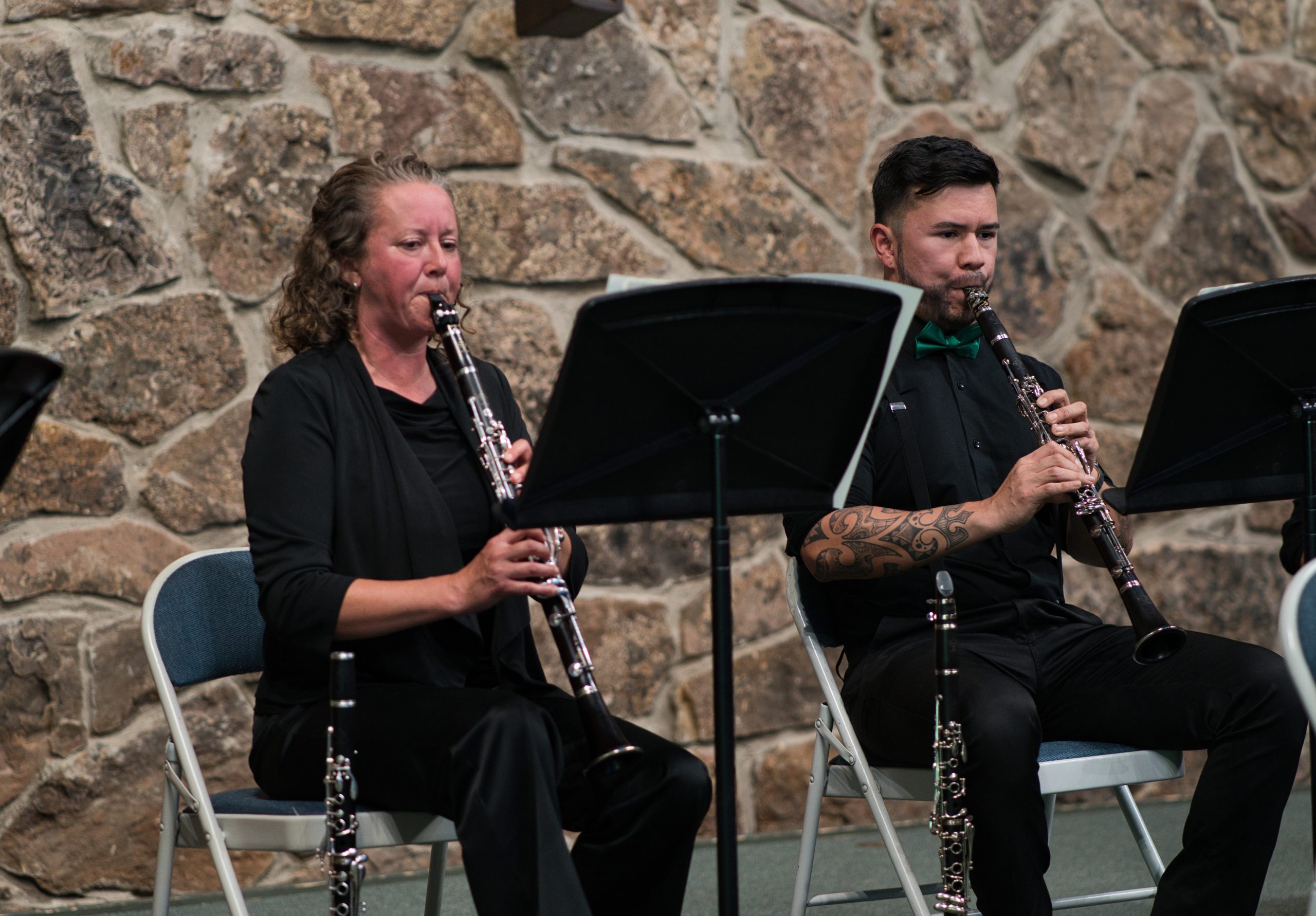 Krista Robinson and Eric Guzman playing clarinet with Springs Camerata